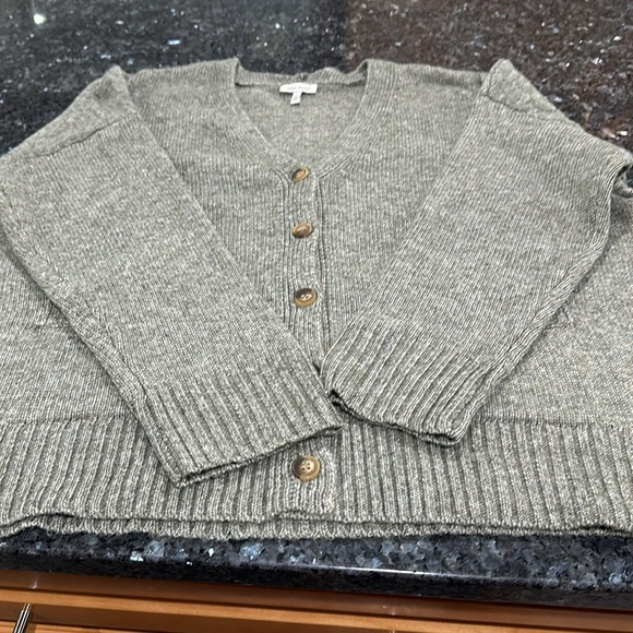 Beautiful - Picture 5 of 8